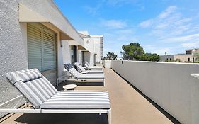 Gateway Hotel Santa Monica